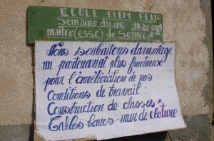 affiche-acole-falir-entraide