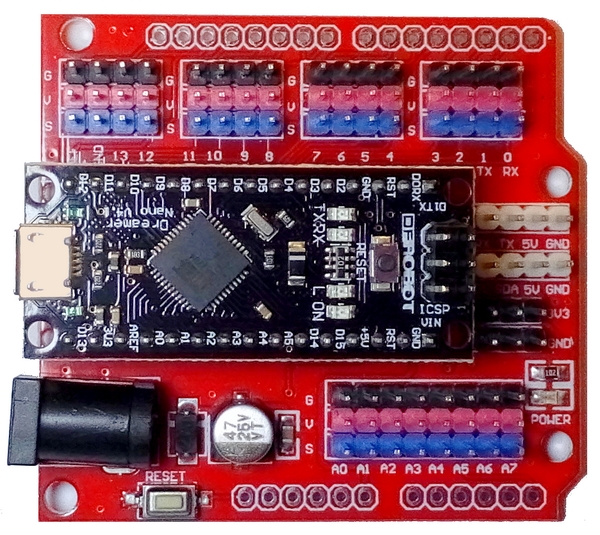 Carte Arduino Micro (clode de DFRobot) montée sur la carte d'extension Funduino (Source : Collège Jean Macé)